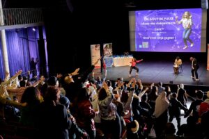 Championnat de France du Cerveau, Sophie Lurcel sur scène, le geste de toutes les réussites.